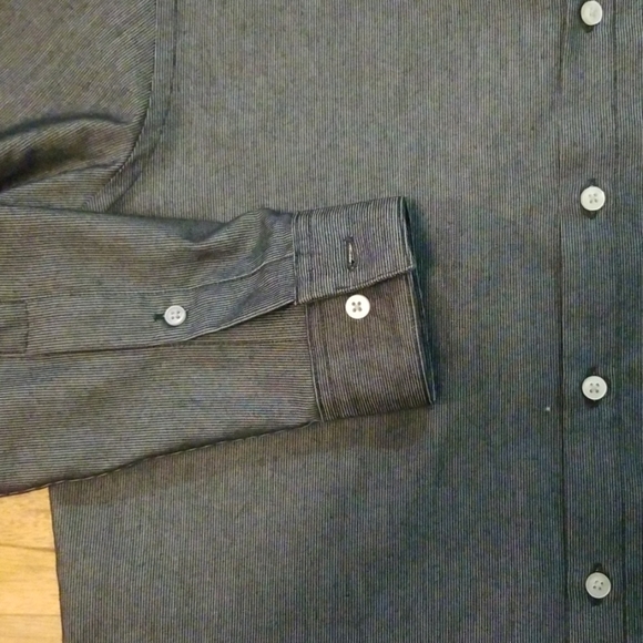 NWOT Kin Button Down Shirt - Picture 6 of 6